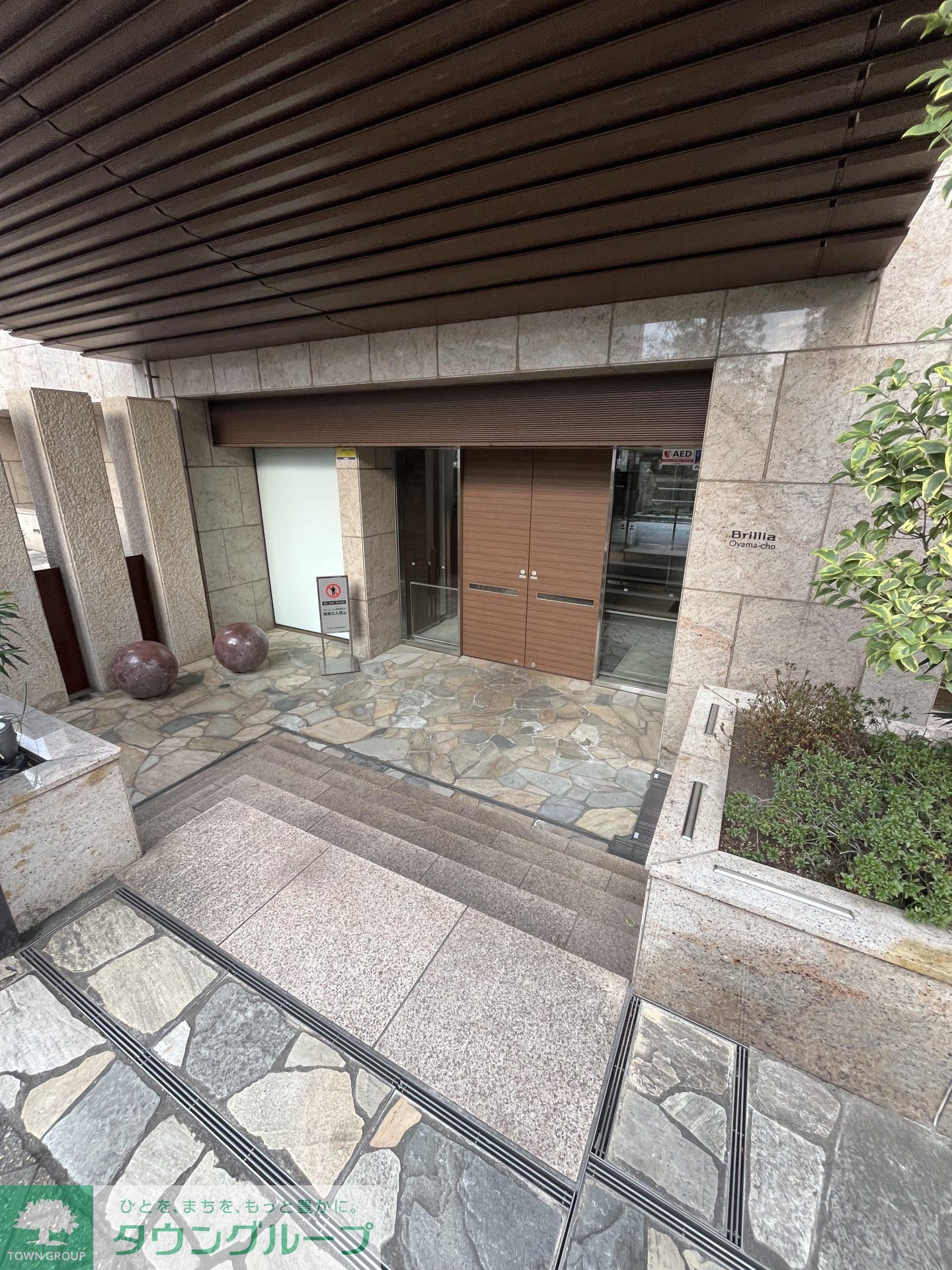 建物エントランス