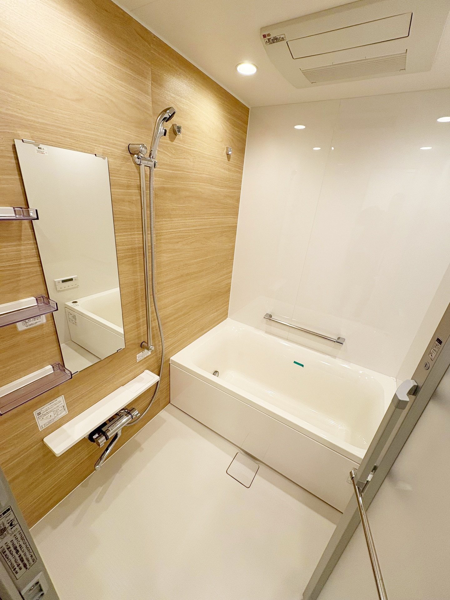 シャワールーム