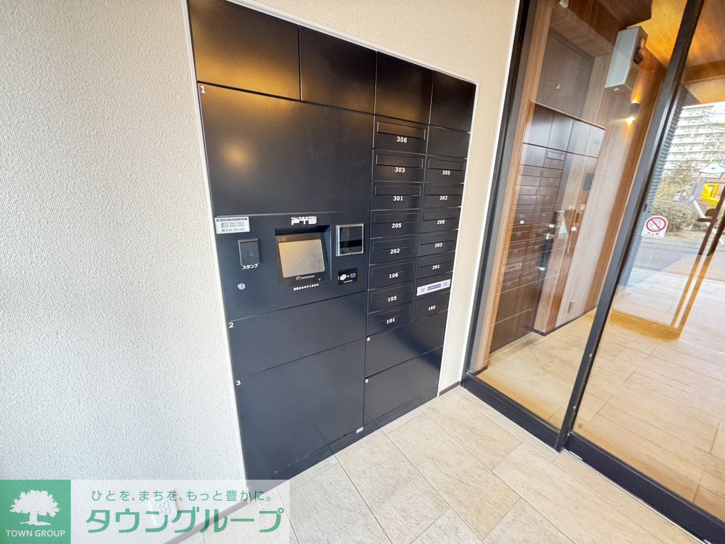 建物エントランス