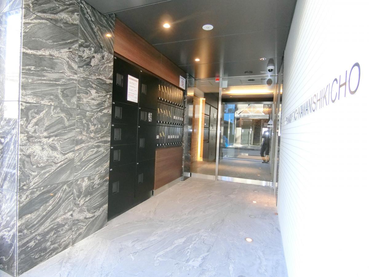 建物エントランス