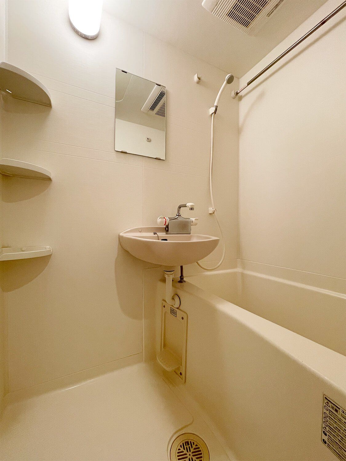 シャワールーム