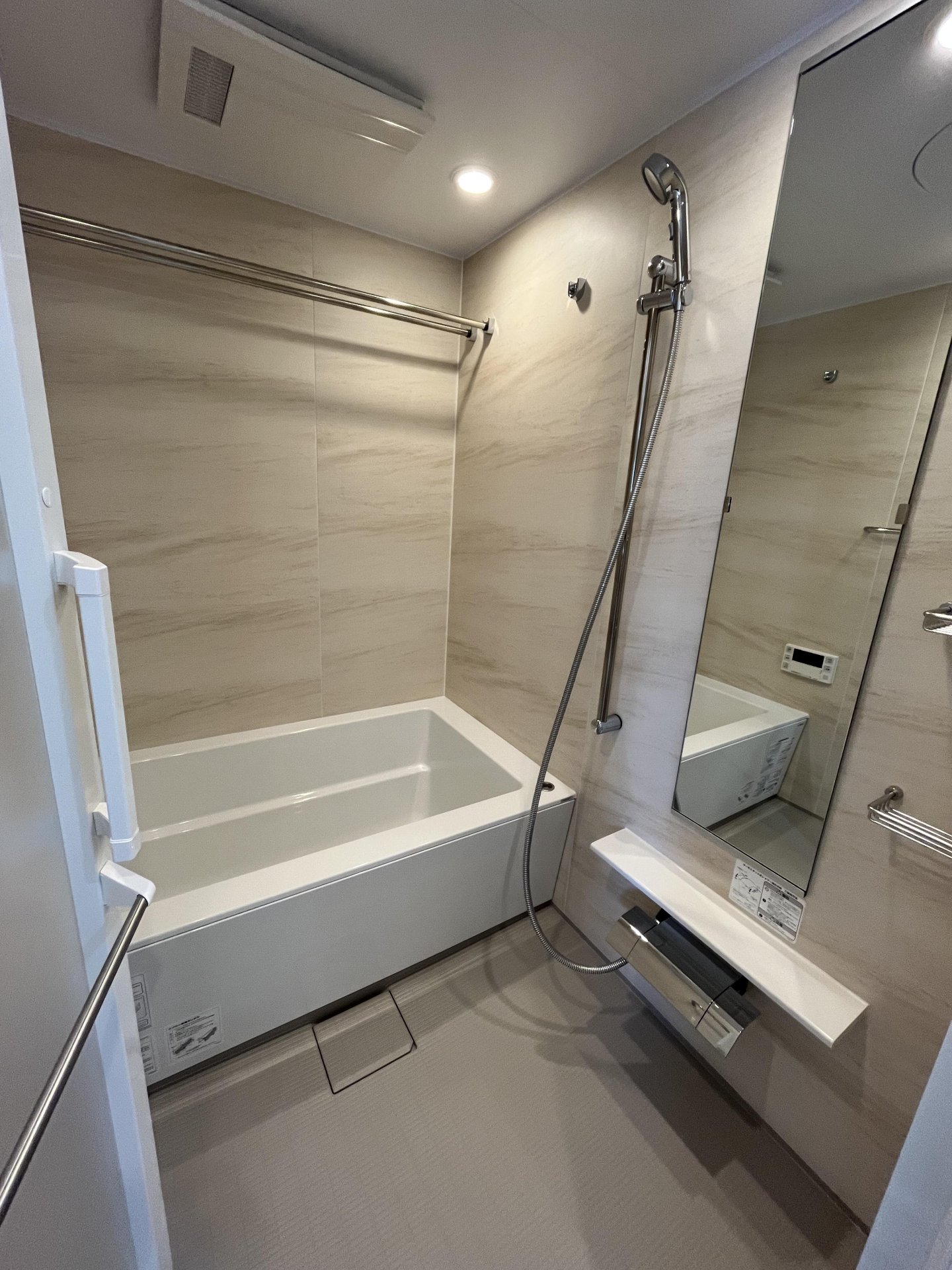 シャワールーム