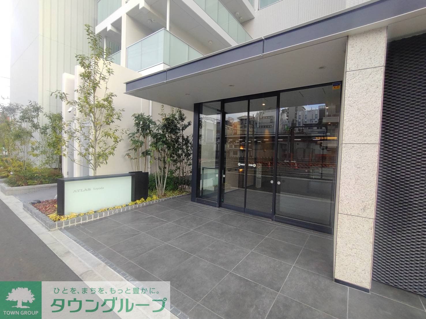 建物エントランス