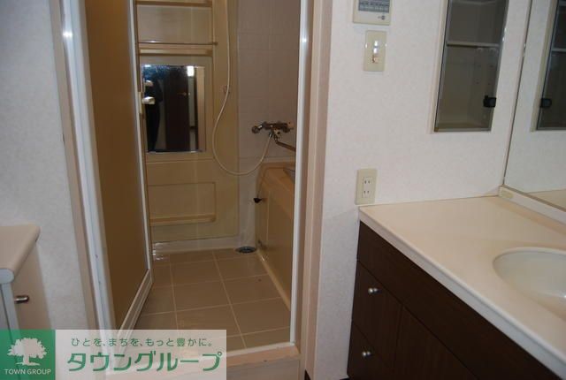 シャワールーム