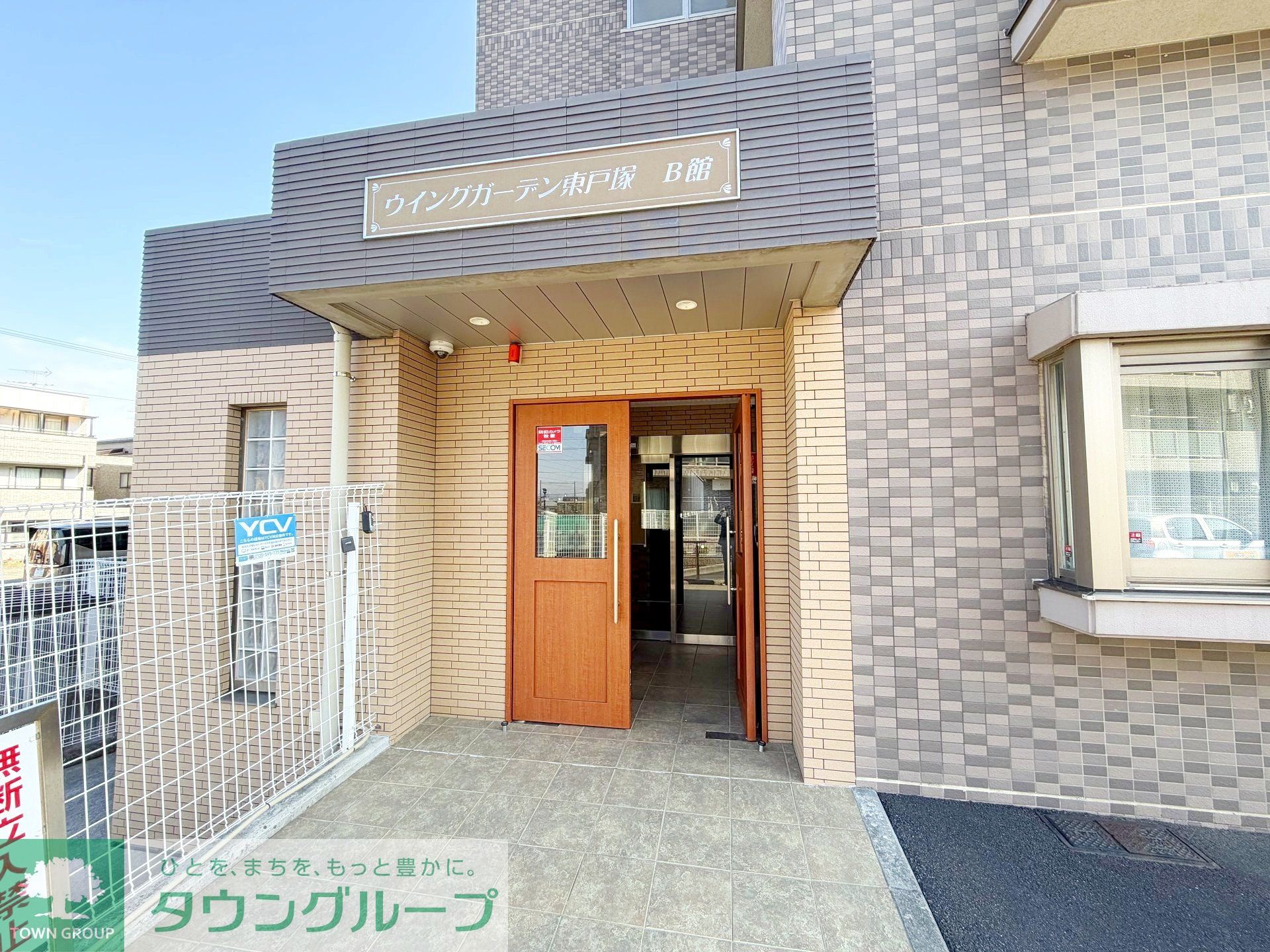 建物エントランス