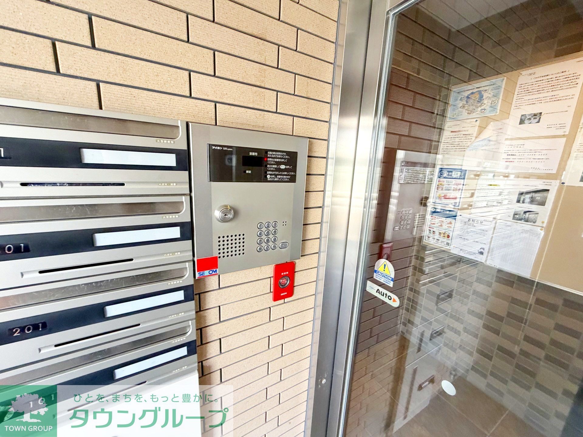 建物エントランス