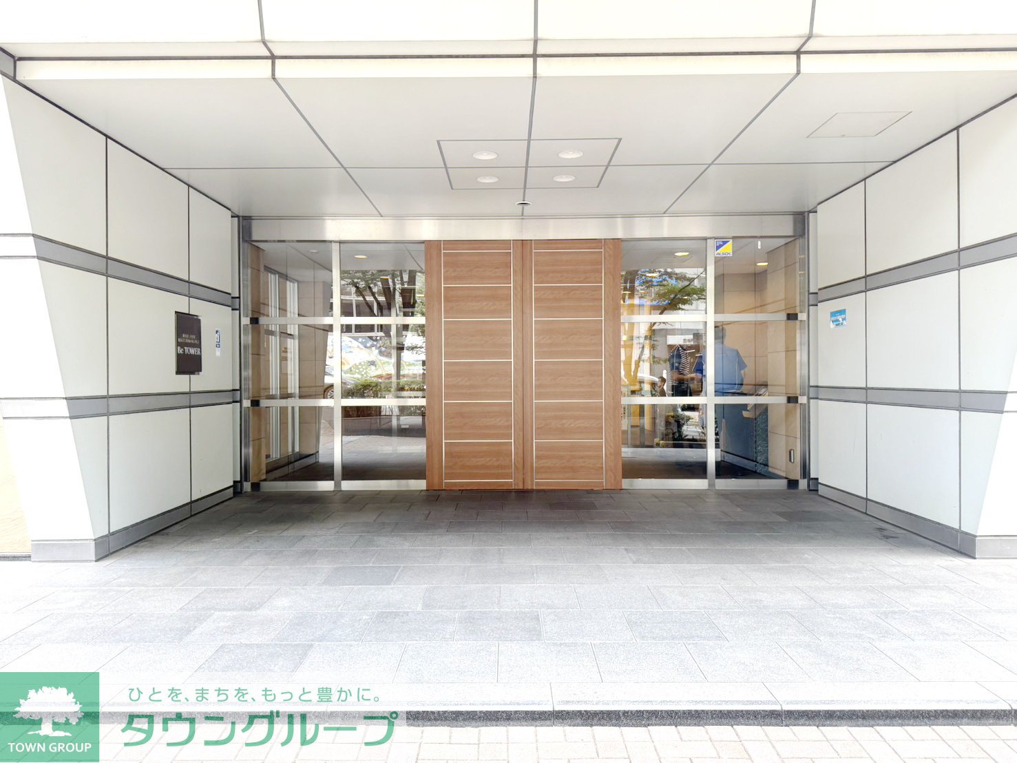 建物エントランス