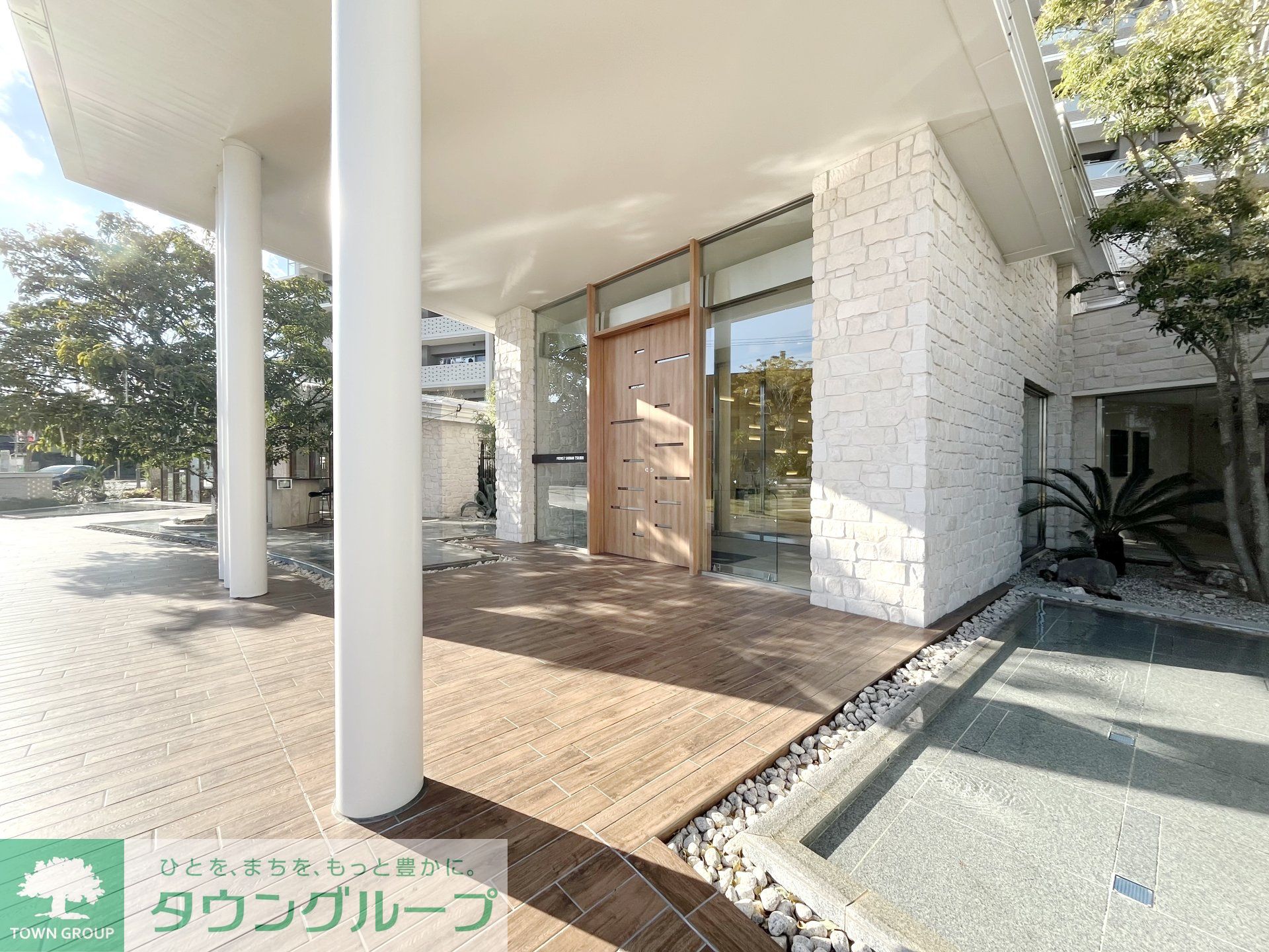建物エントランス