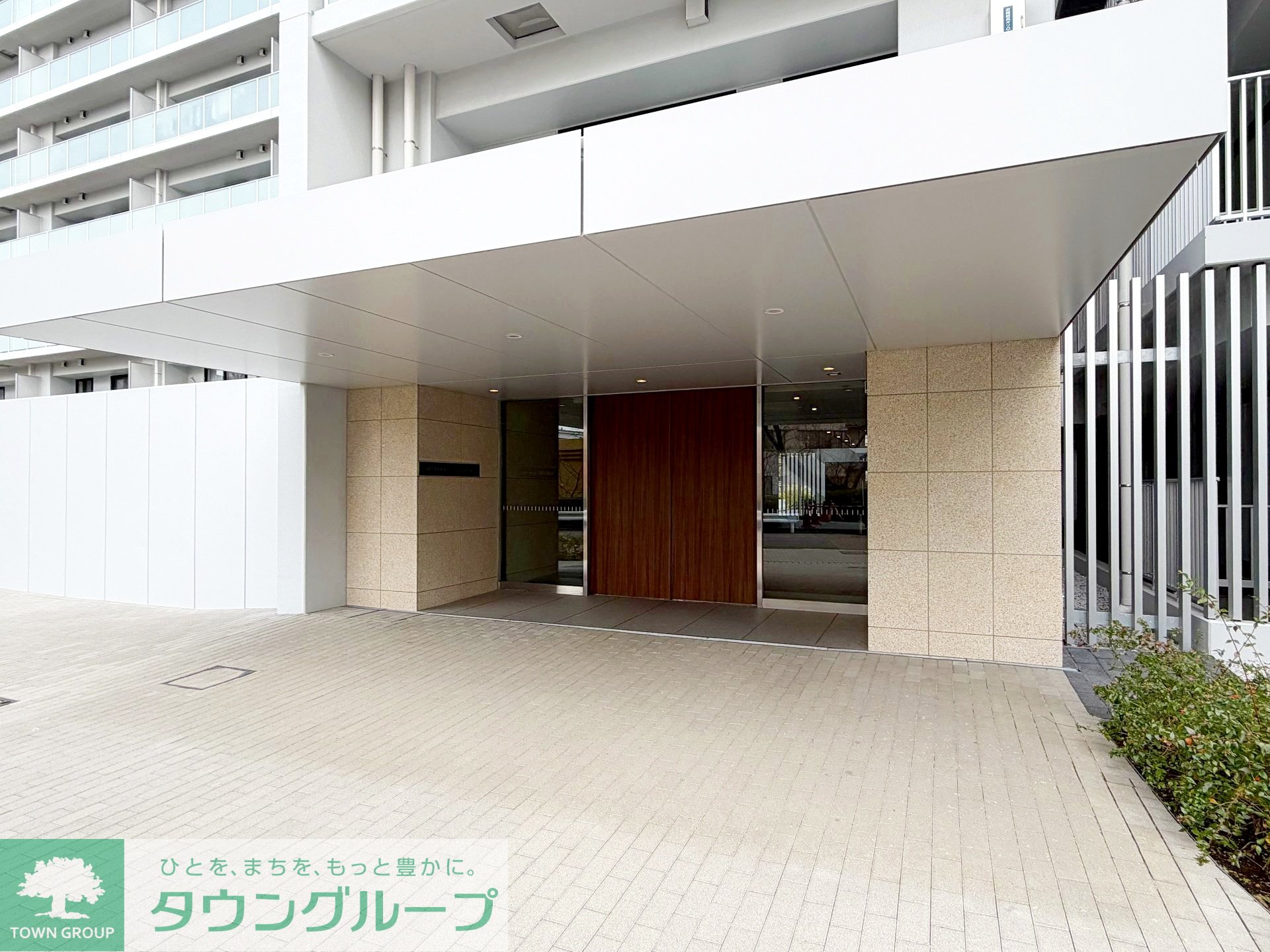 建物エントランス