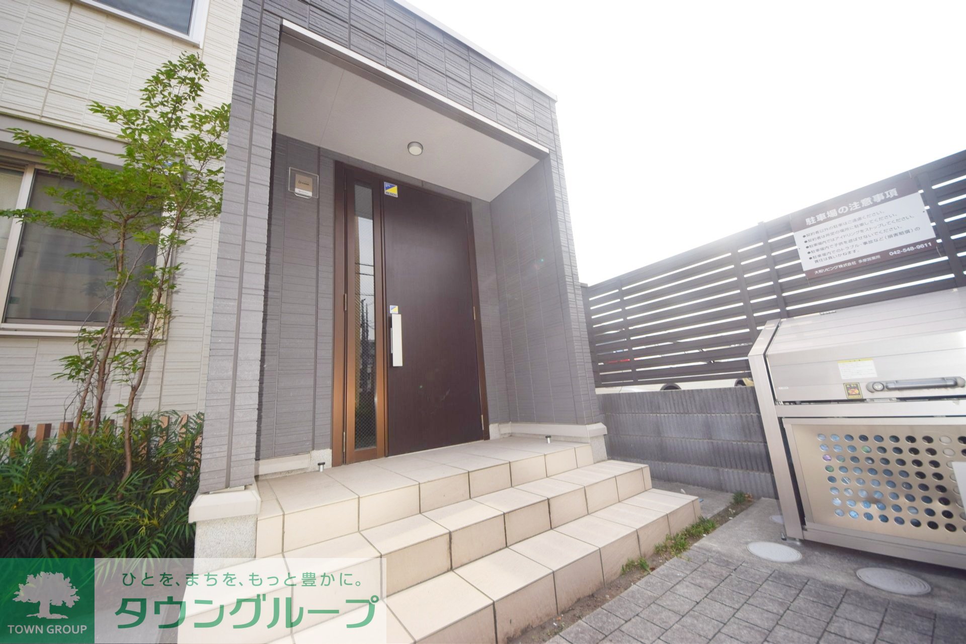建物エントランス