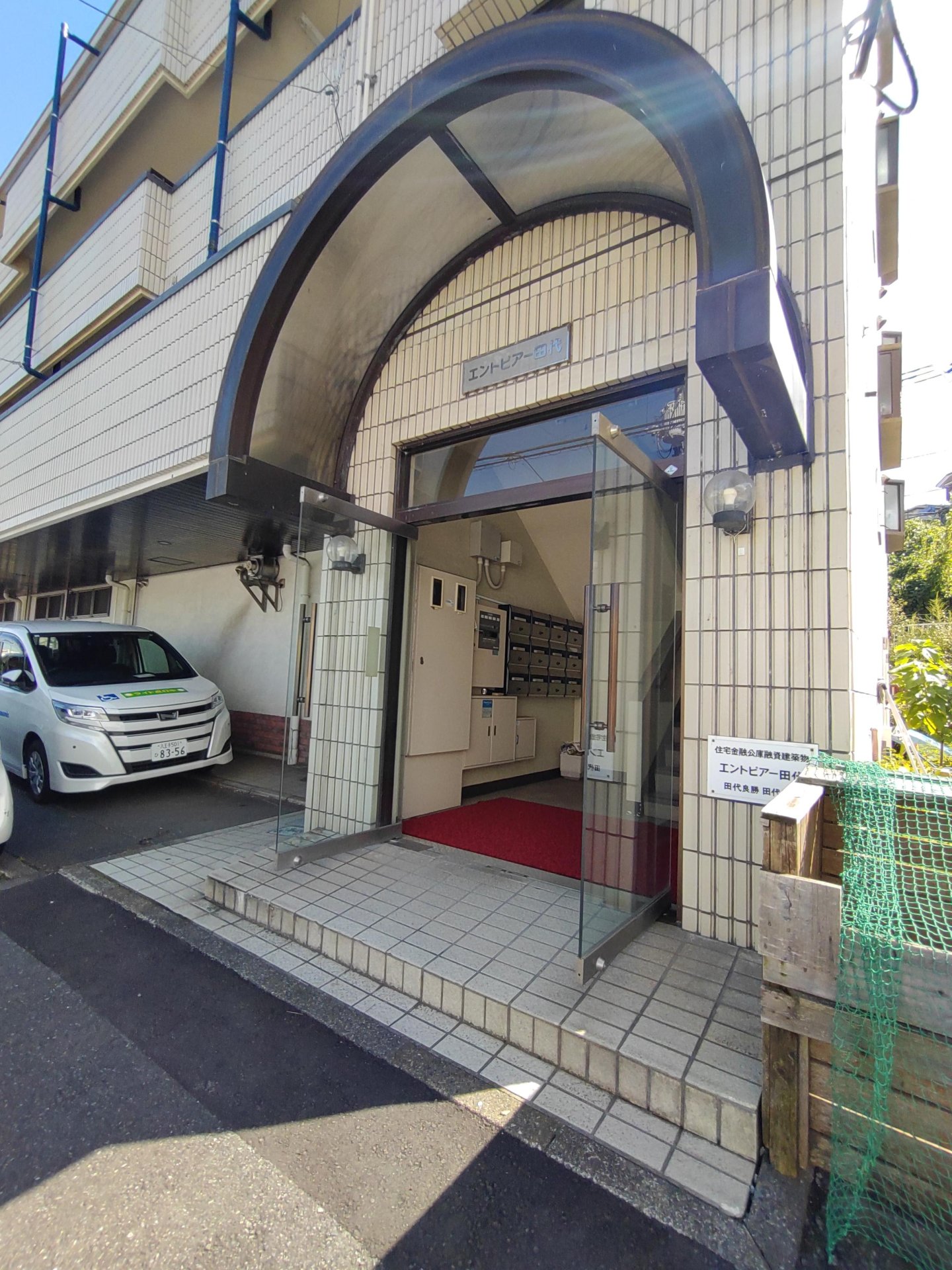 建物エントランス