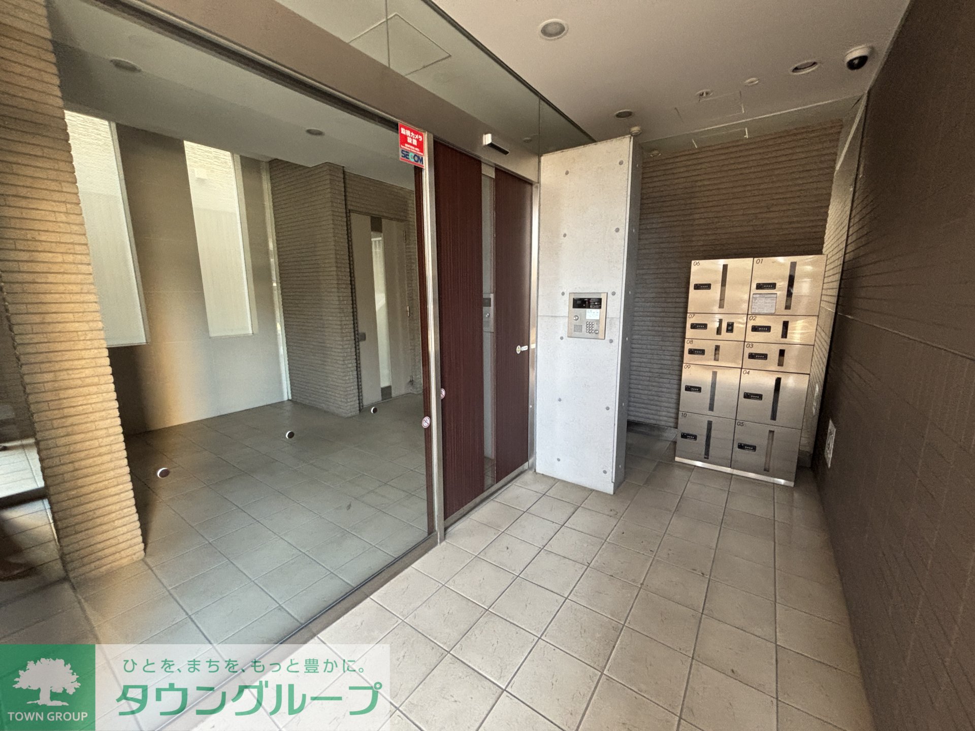 建物エントランス