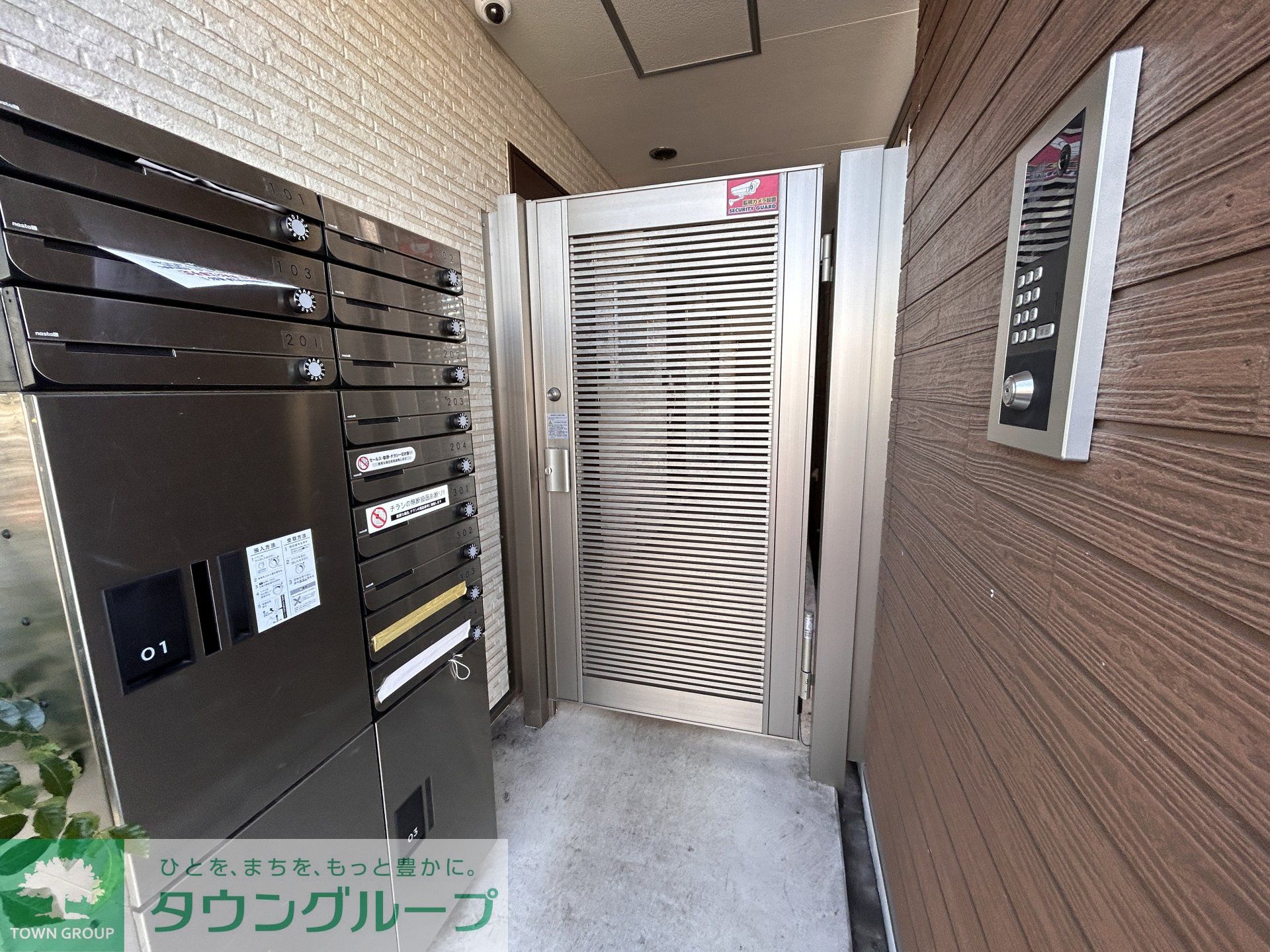 建物エントランス