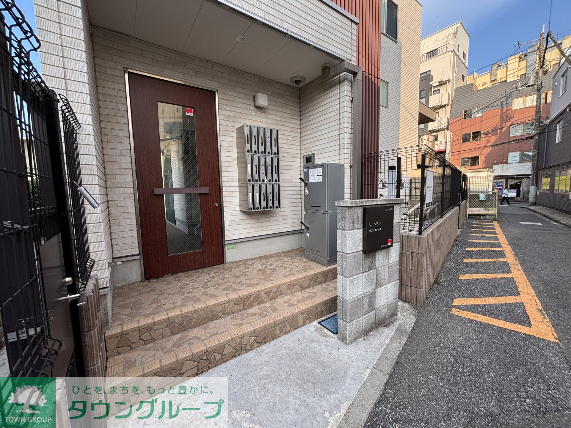 建物エントランス