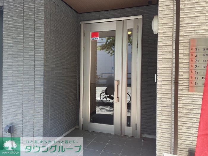 建物エントランス