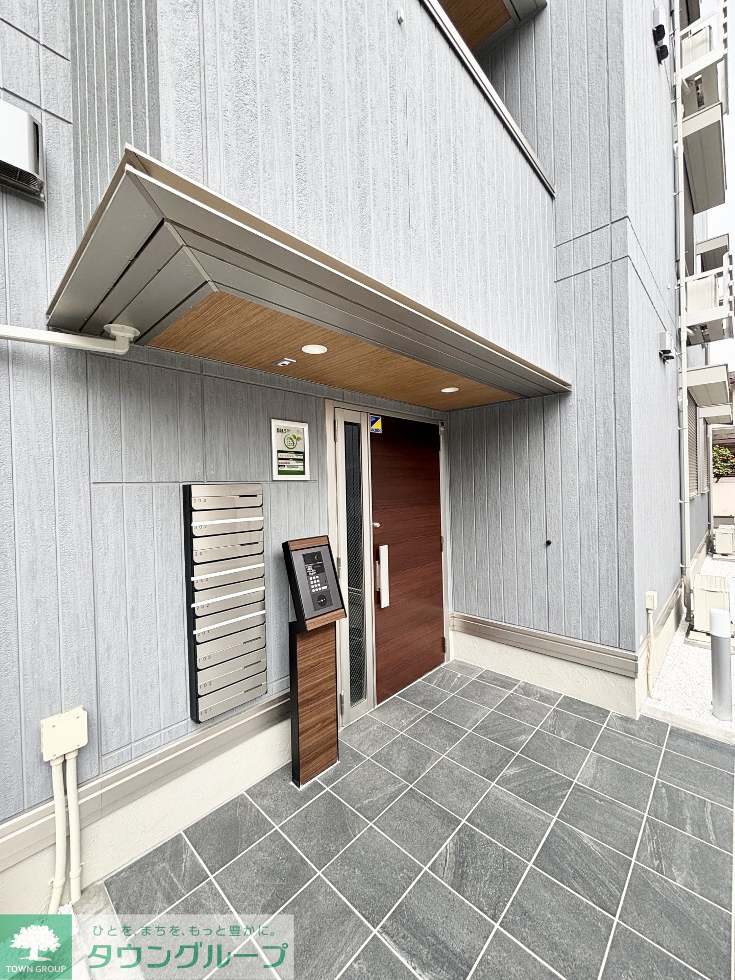 建物エントランス