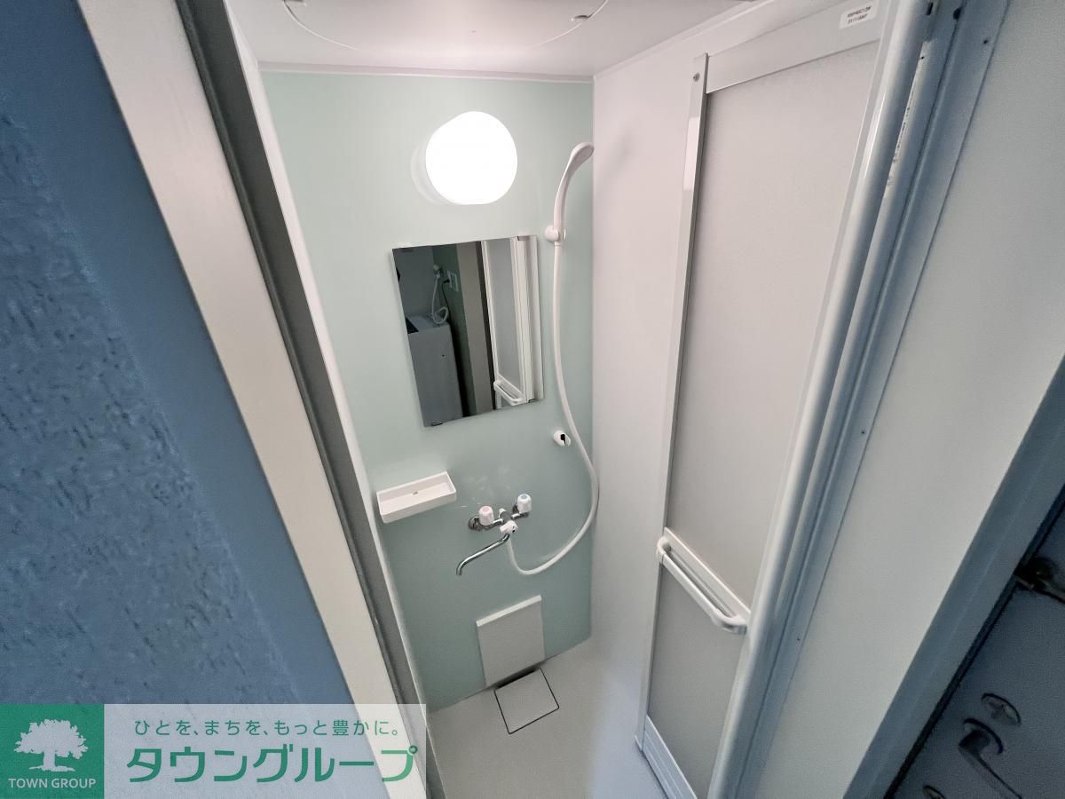 シャワールーム