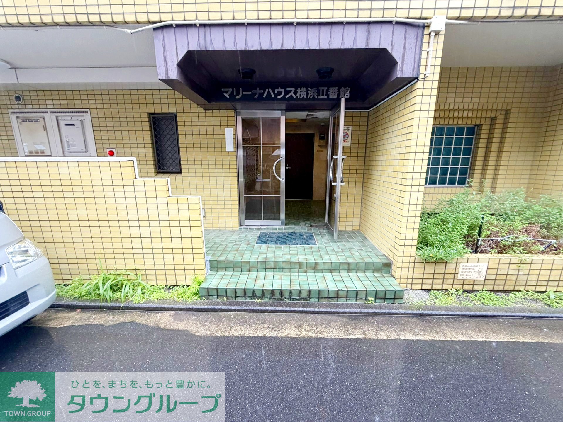 建物エントランス