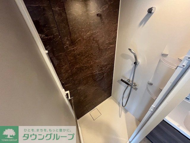 シャワールーム