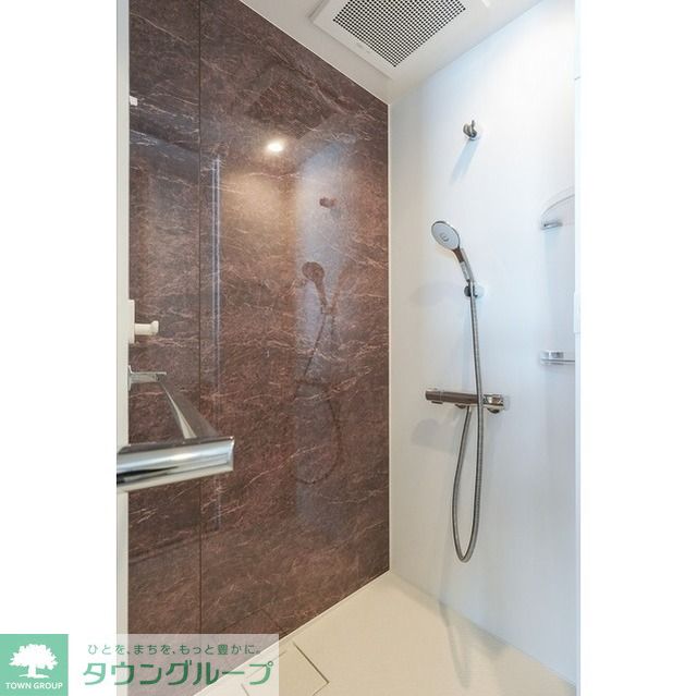 シャワールーム