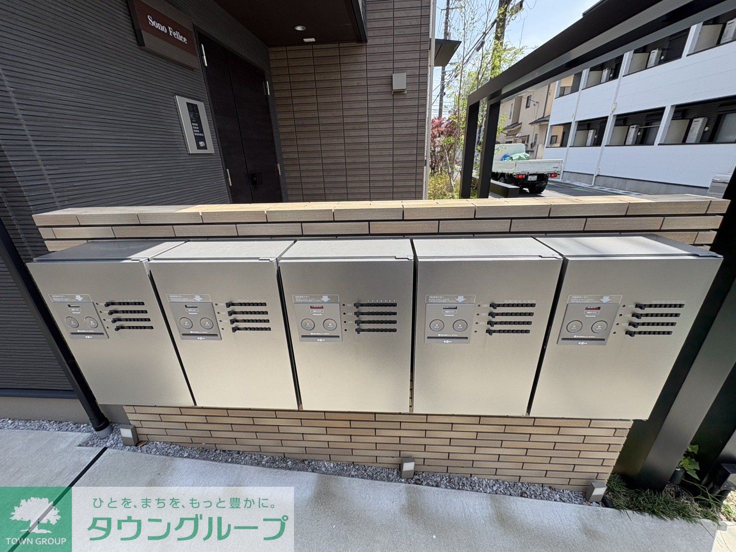 建物エントランス