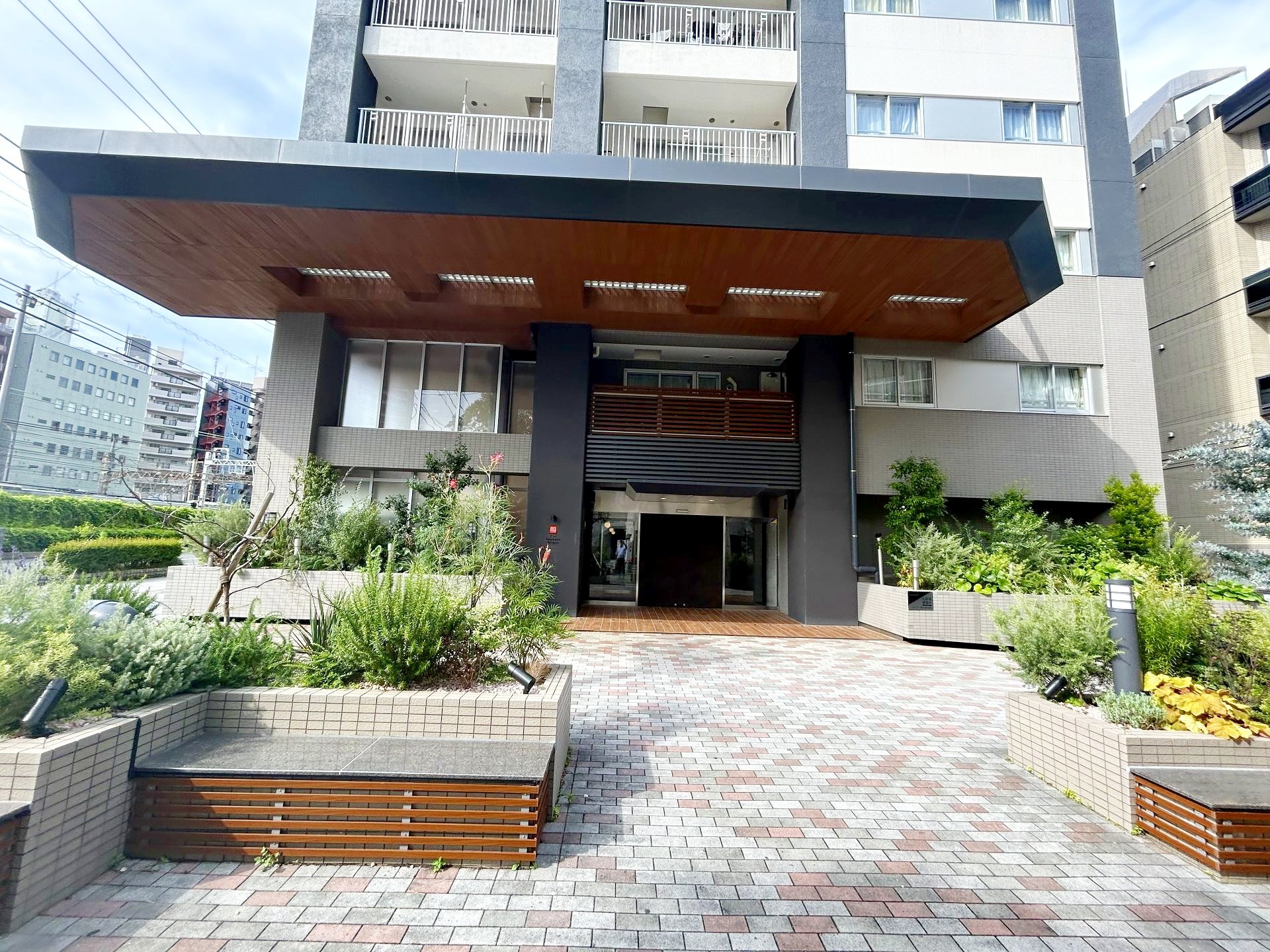 建物エントランス