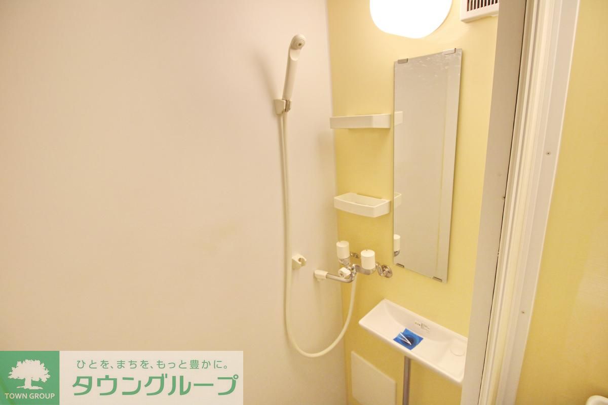 シャワールーム