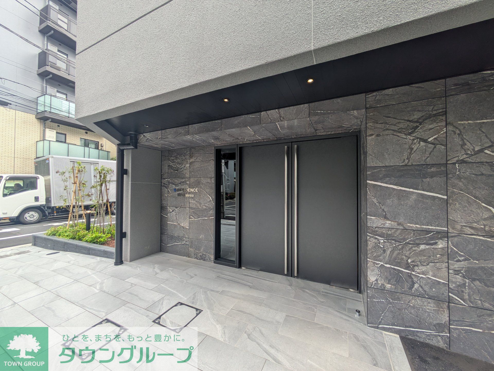 建物エントランス