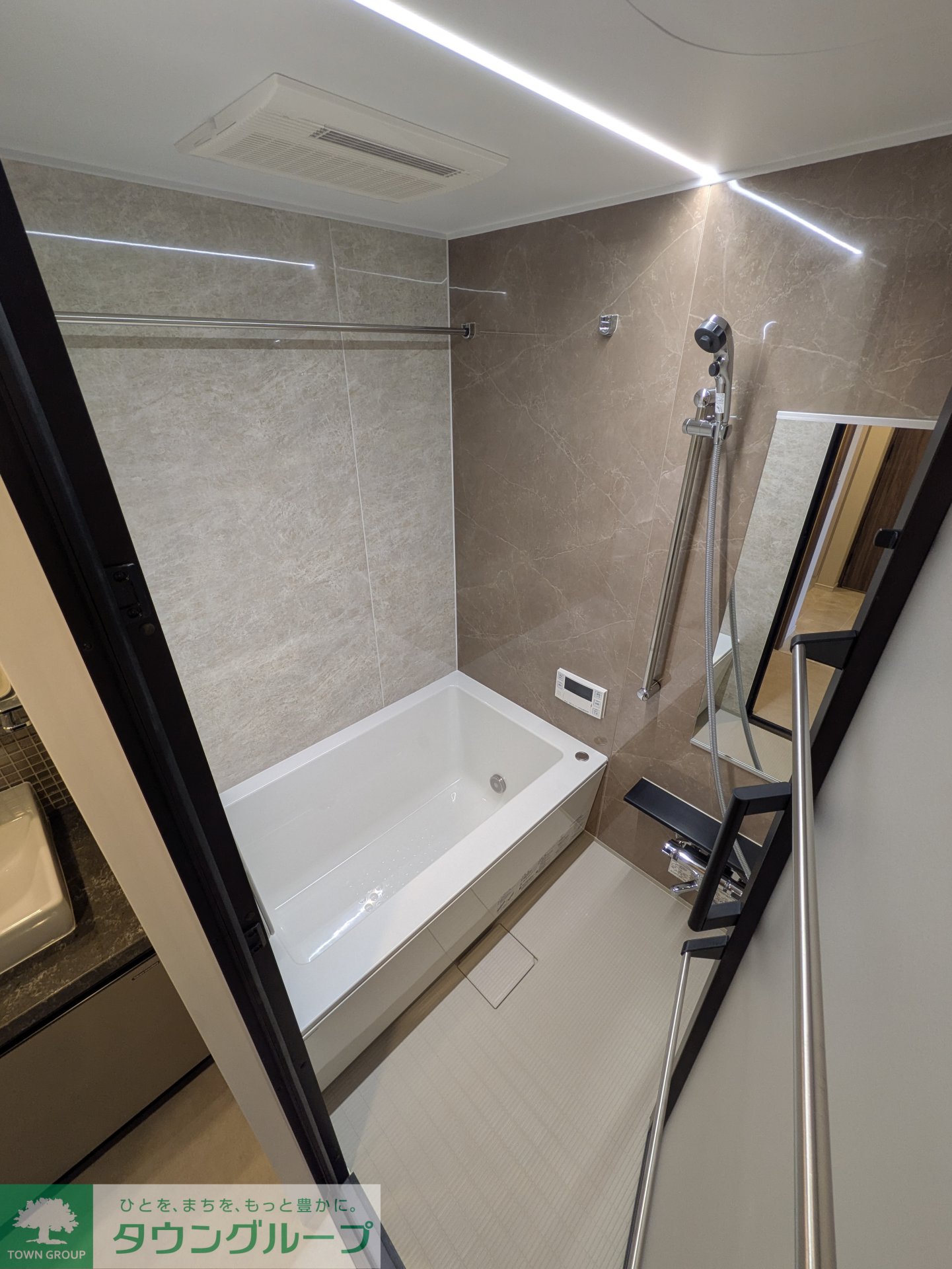 シャワールーム