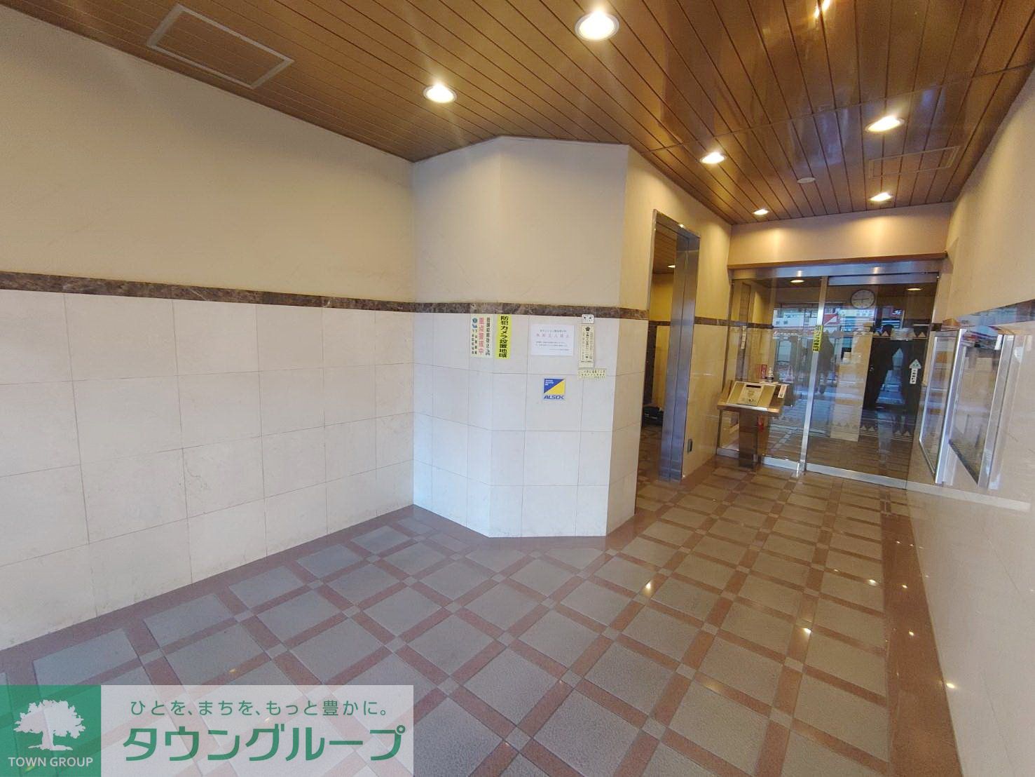 建物エントランス