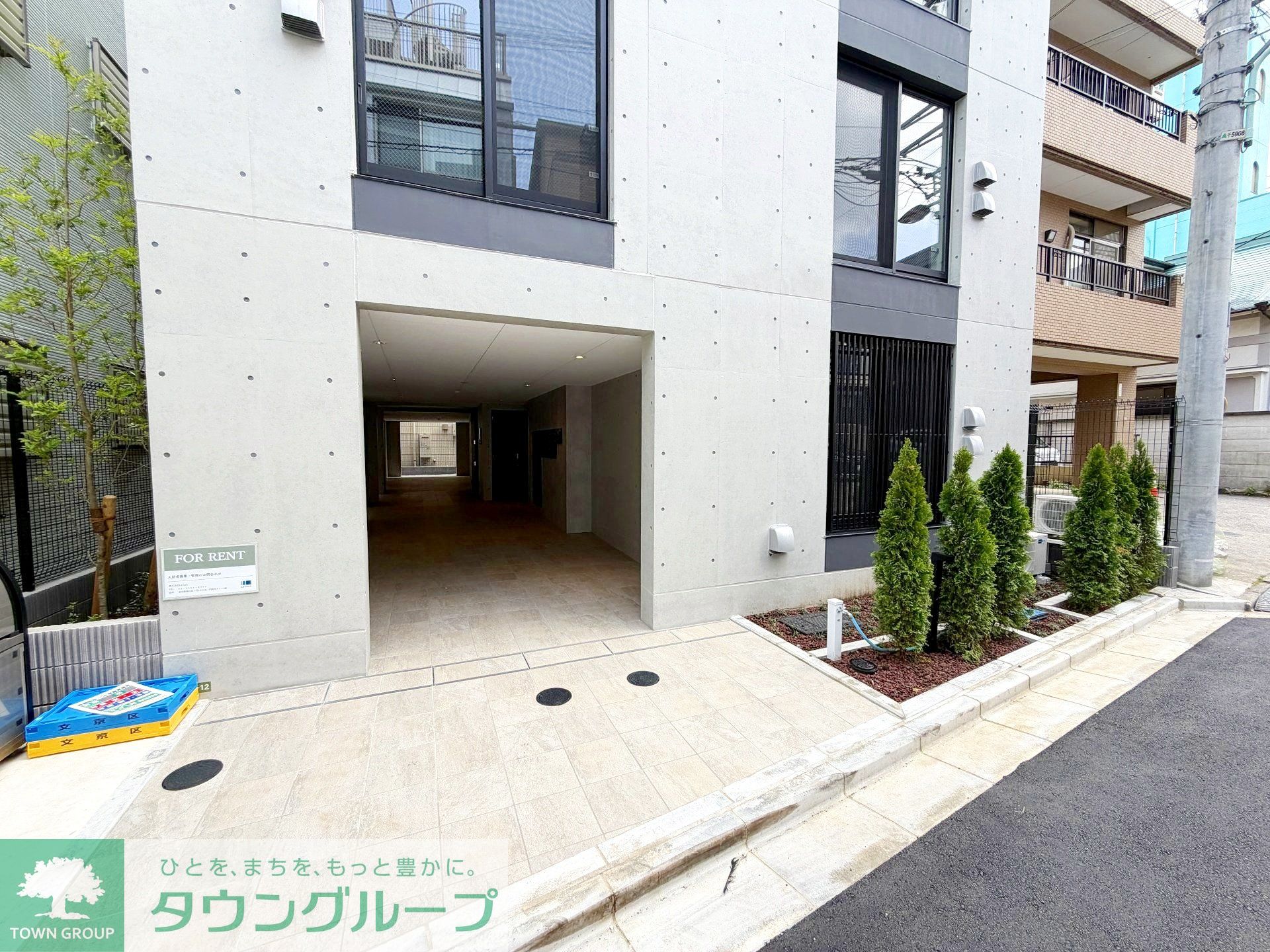 建物エントランス