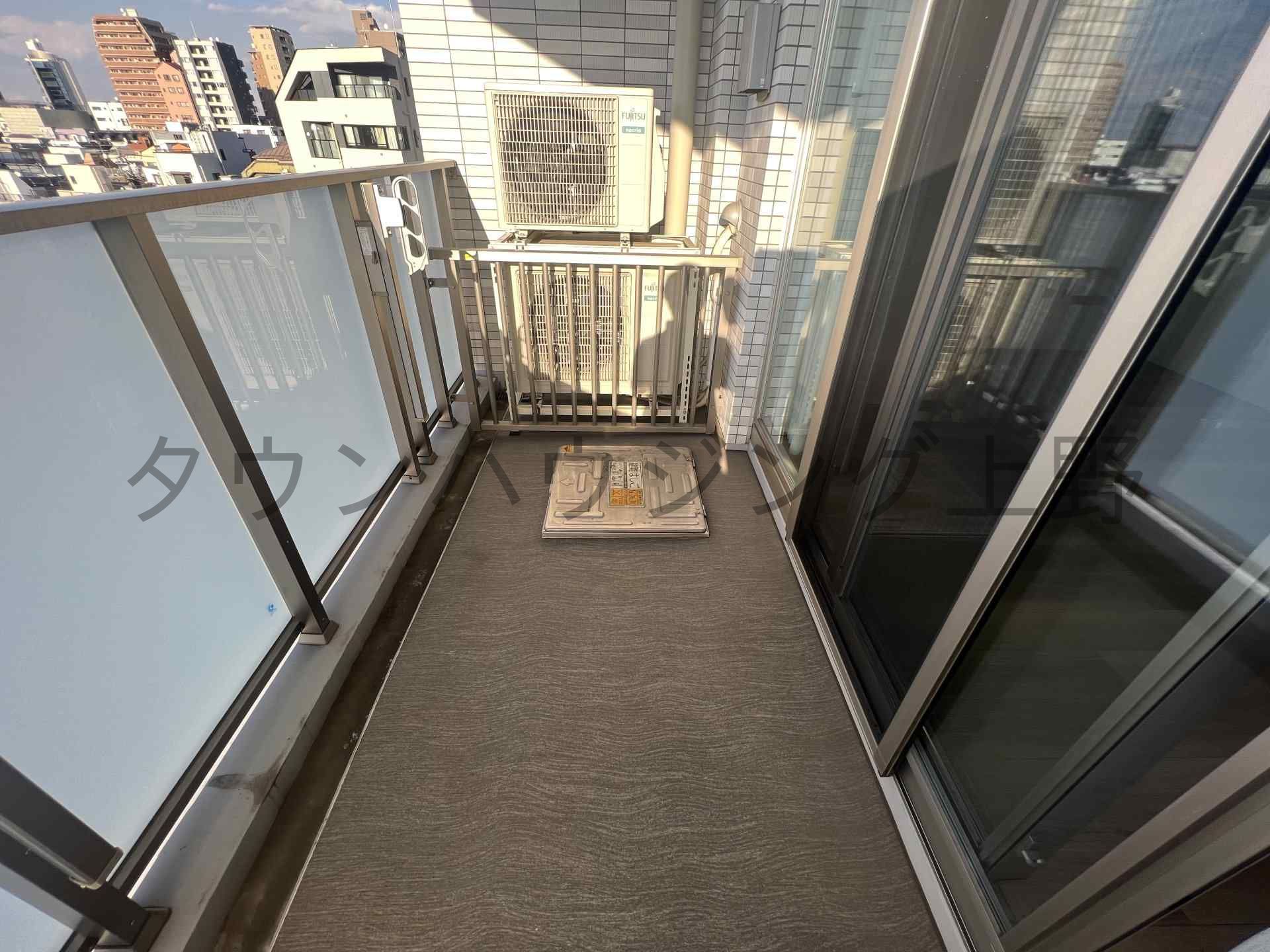 バルコニー