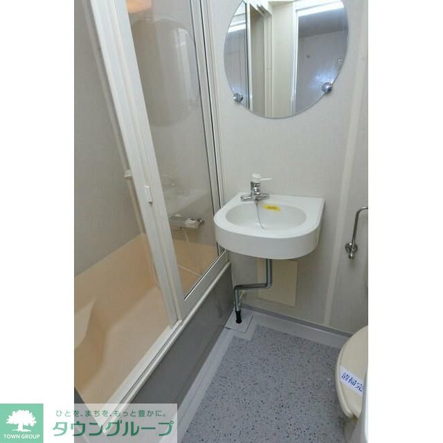 シャワールーム