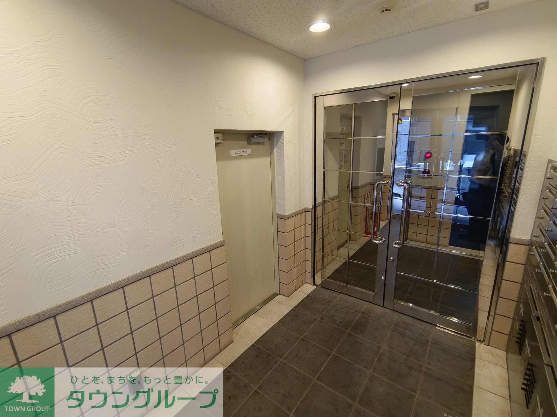 建物エントランス