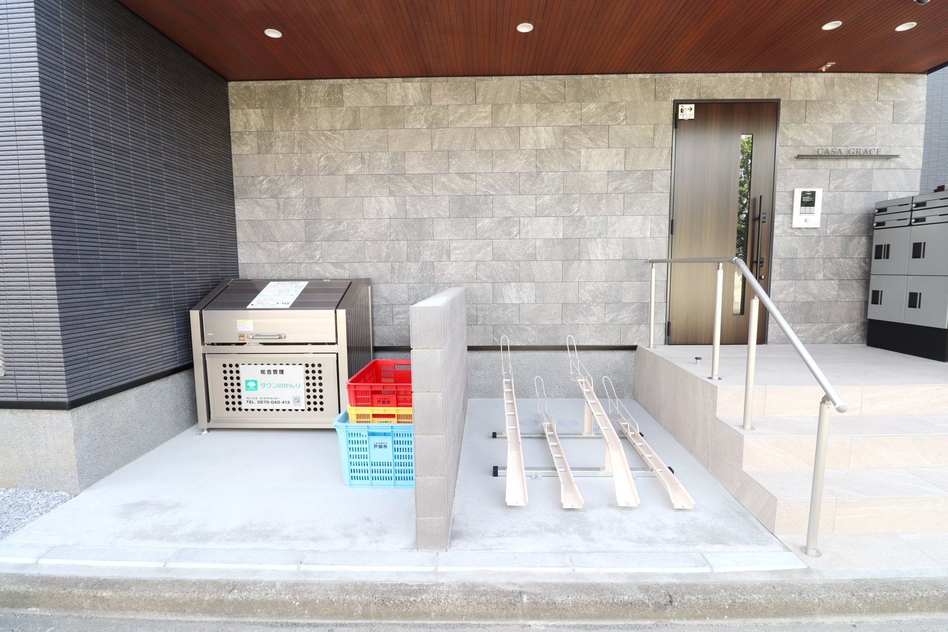 建物エントランス
