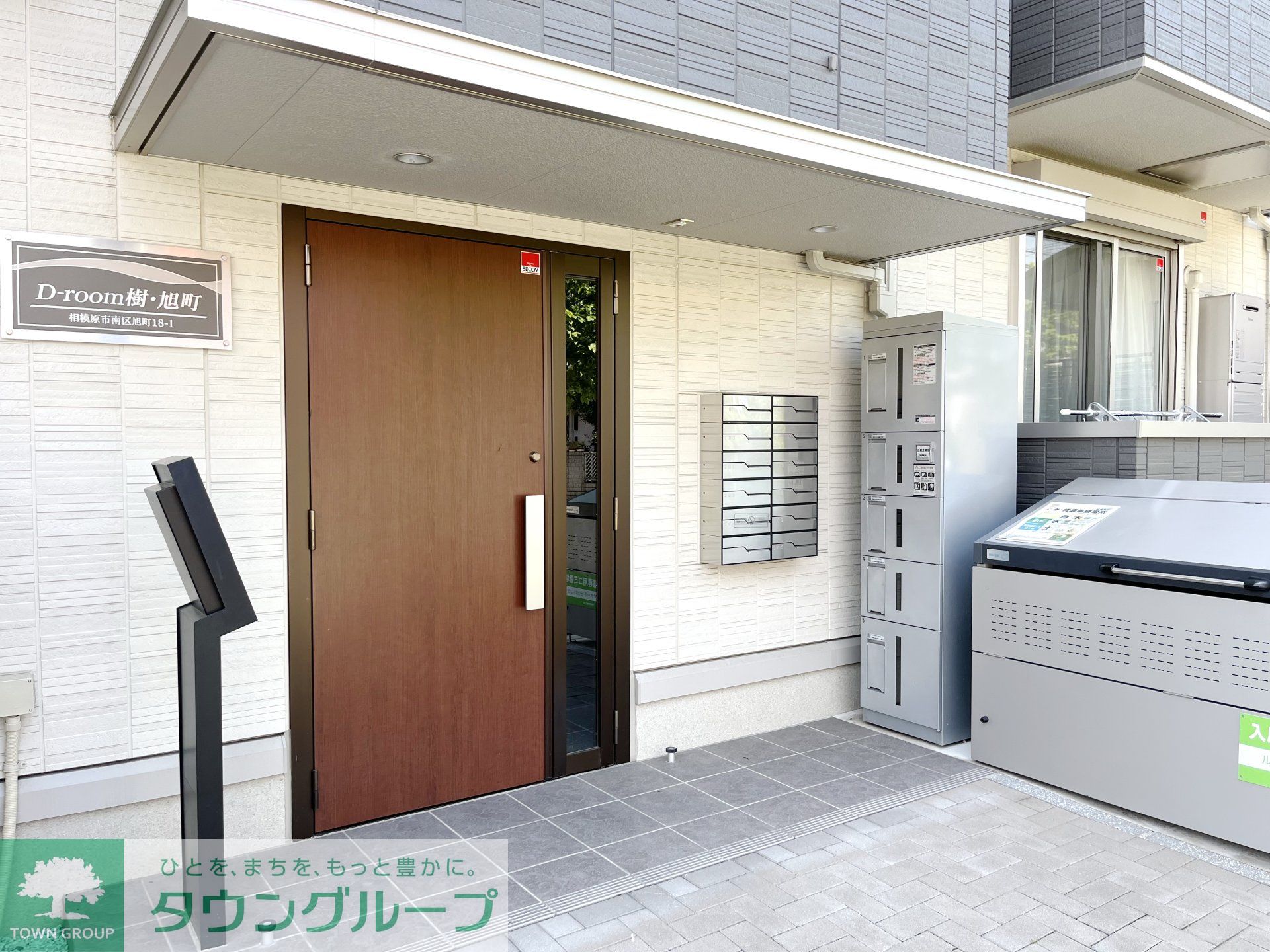 建物エントランス