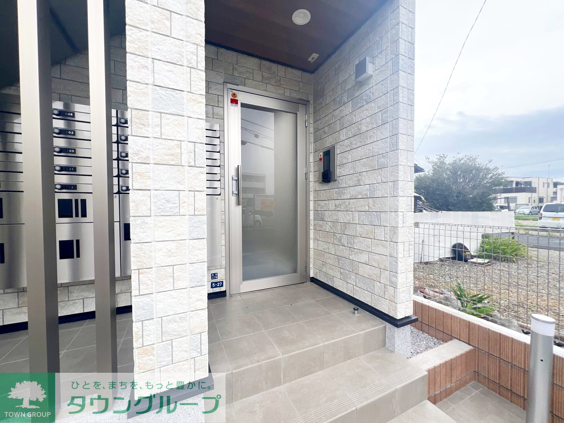 建物エントランス