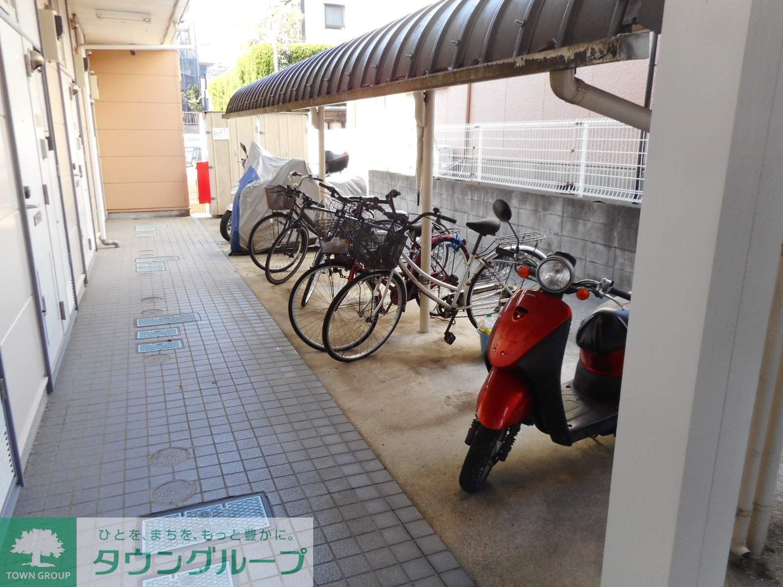 建物エントランス