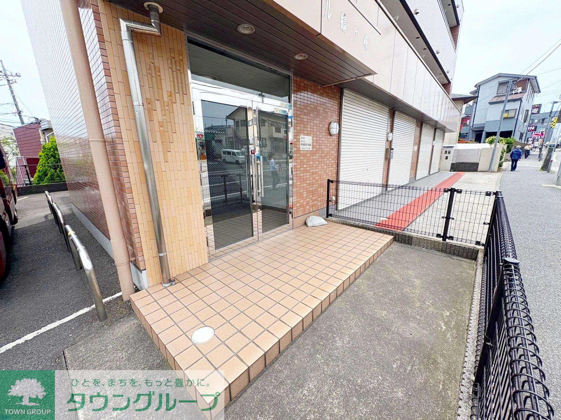 建物エントランス