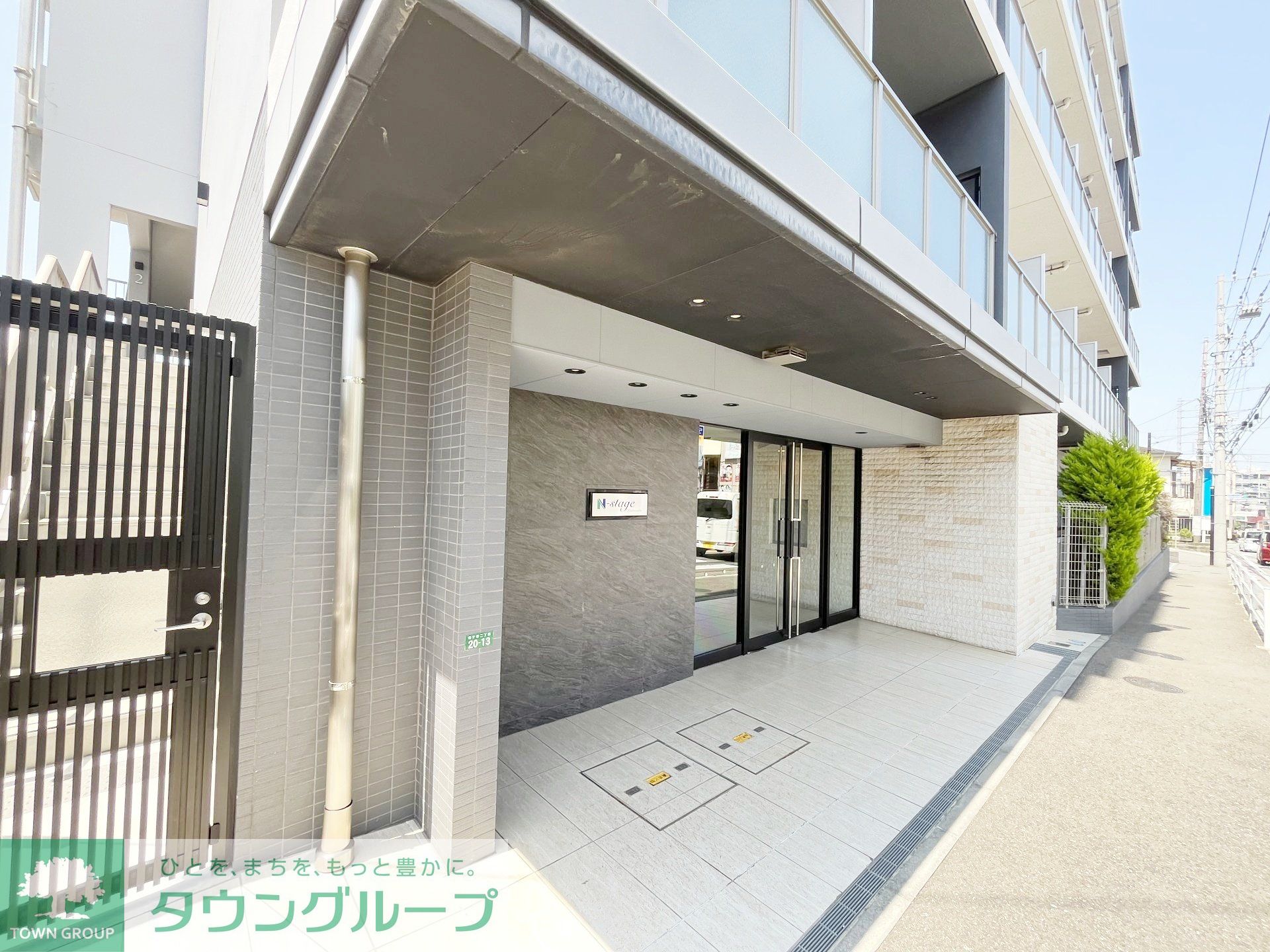 建物エントランス