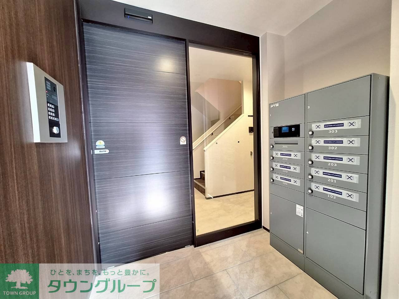 建物エントランス