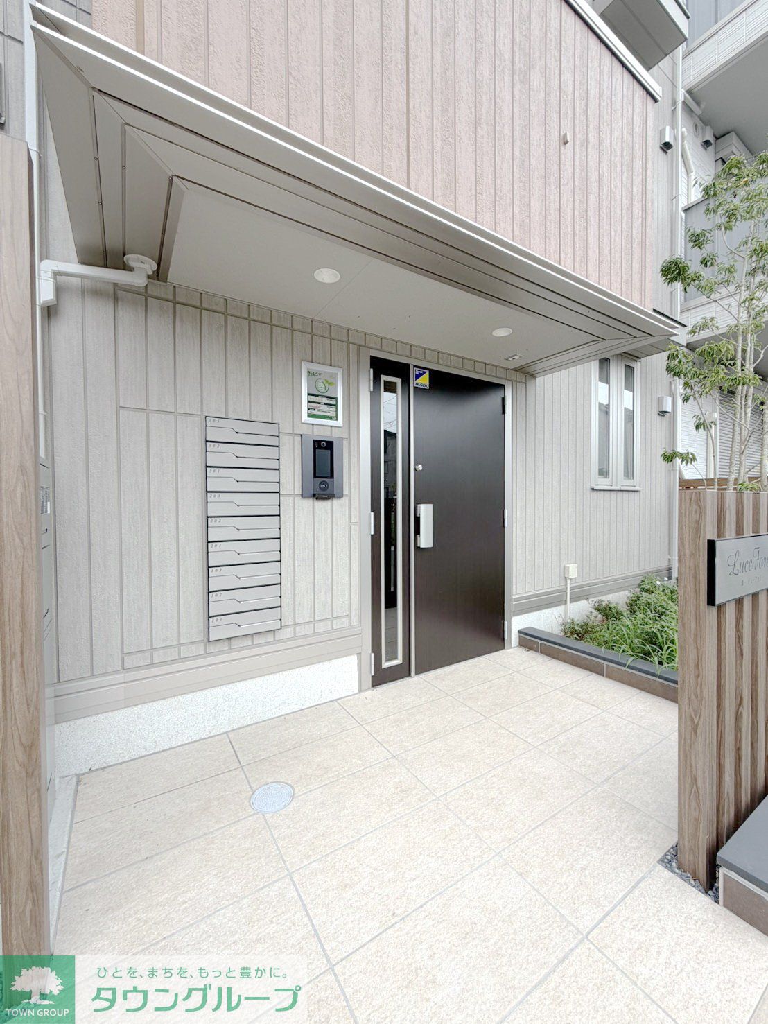 建物エントランス