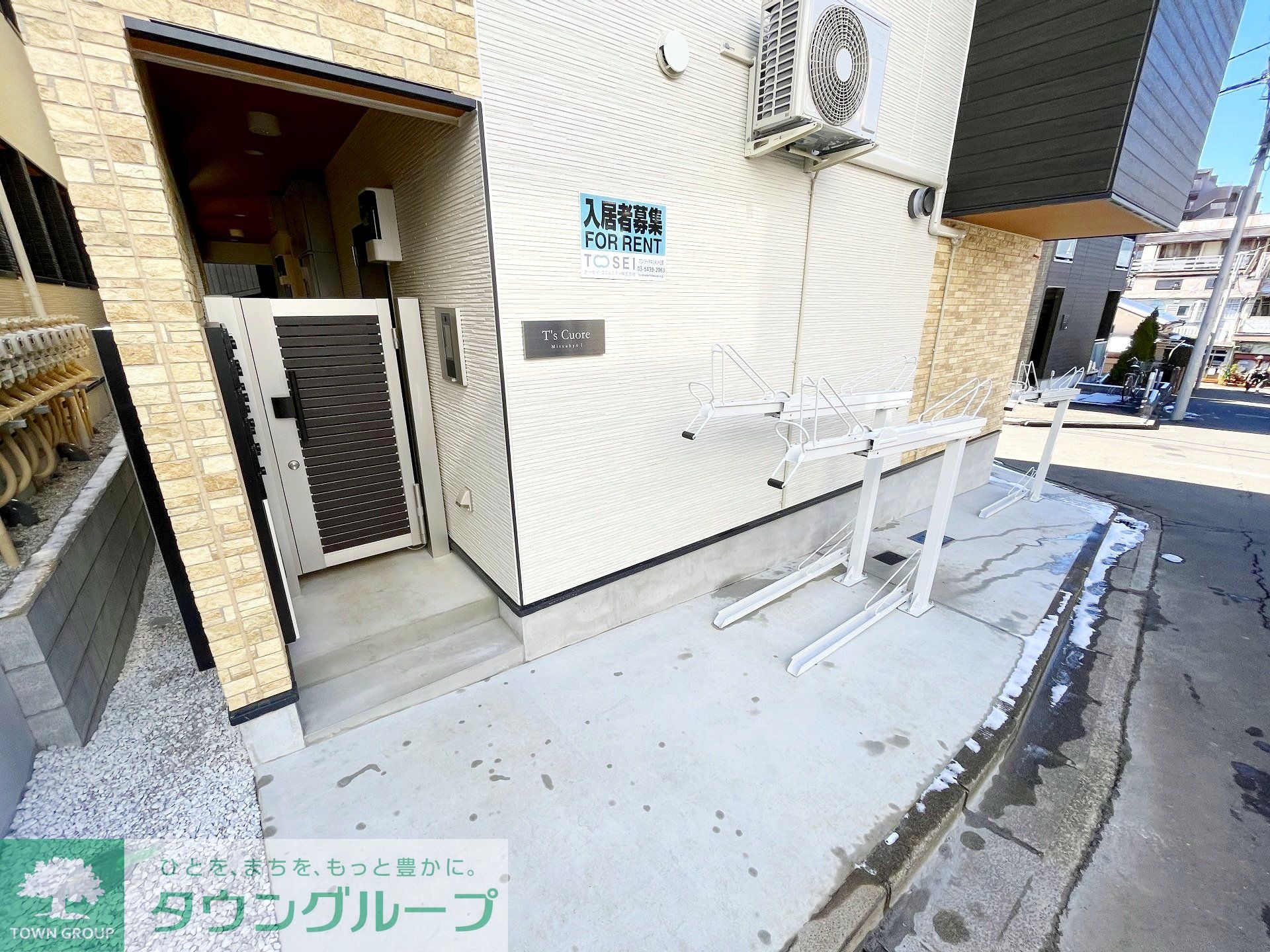 建物エントランス