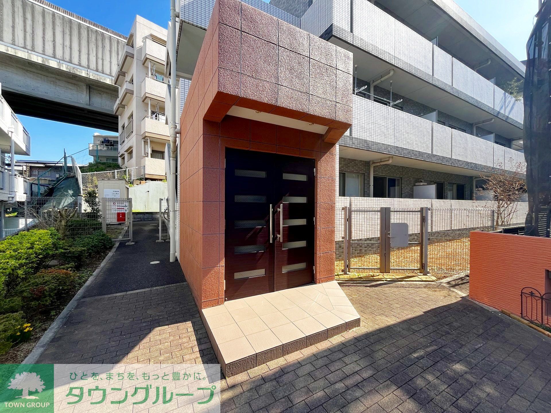 建物エントランス