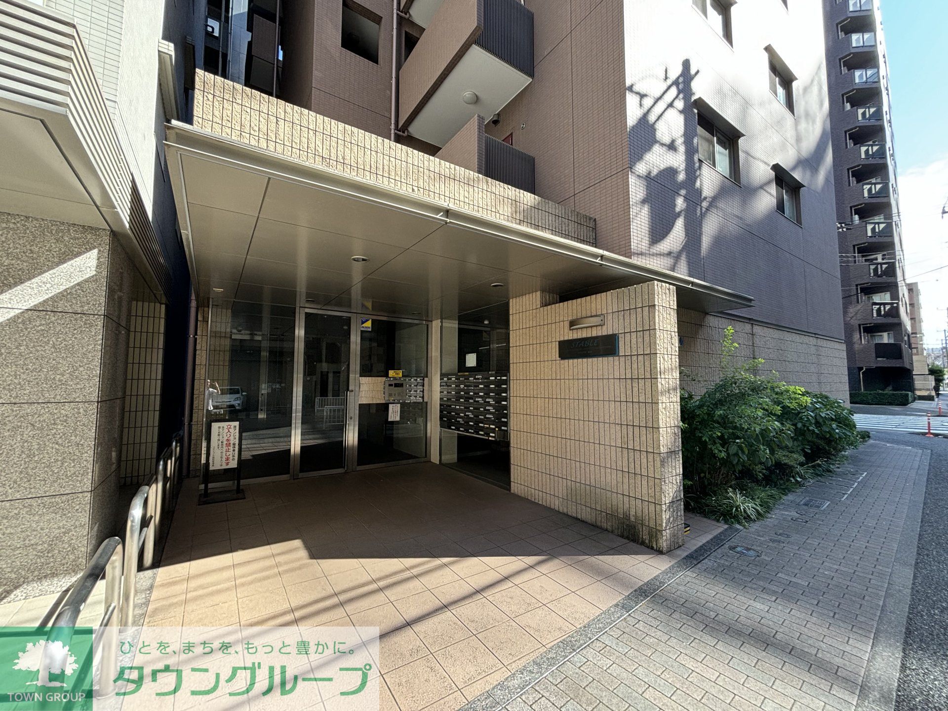 建物エントランス