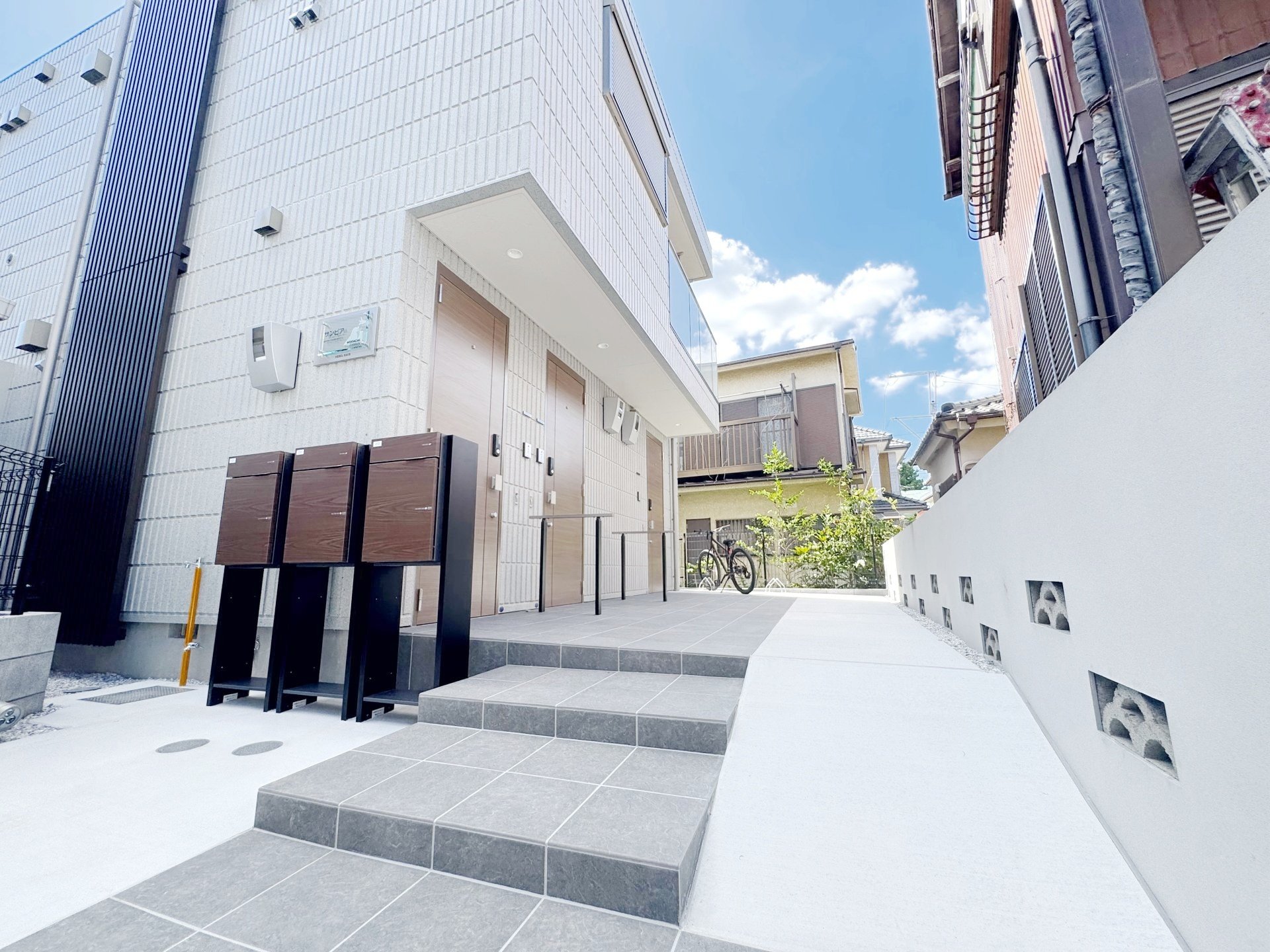 建物エントランス