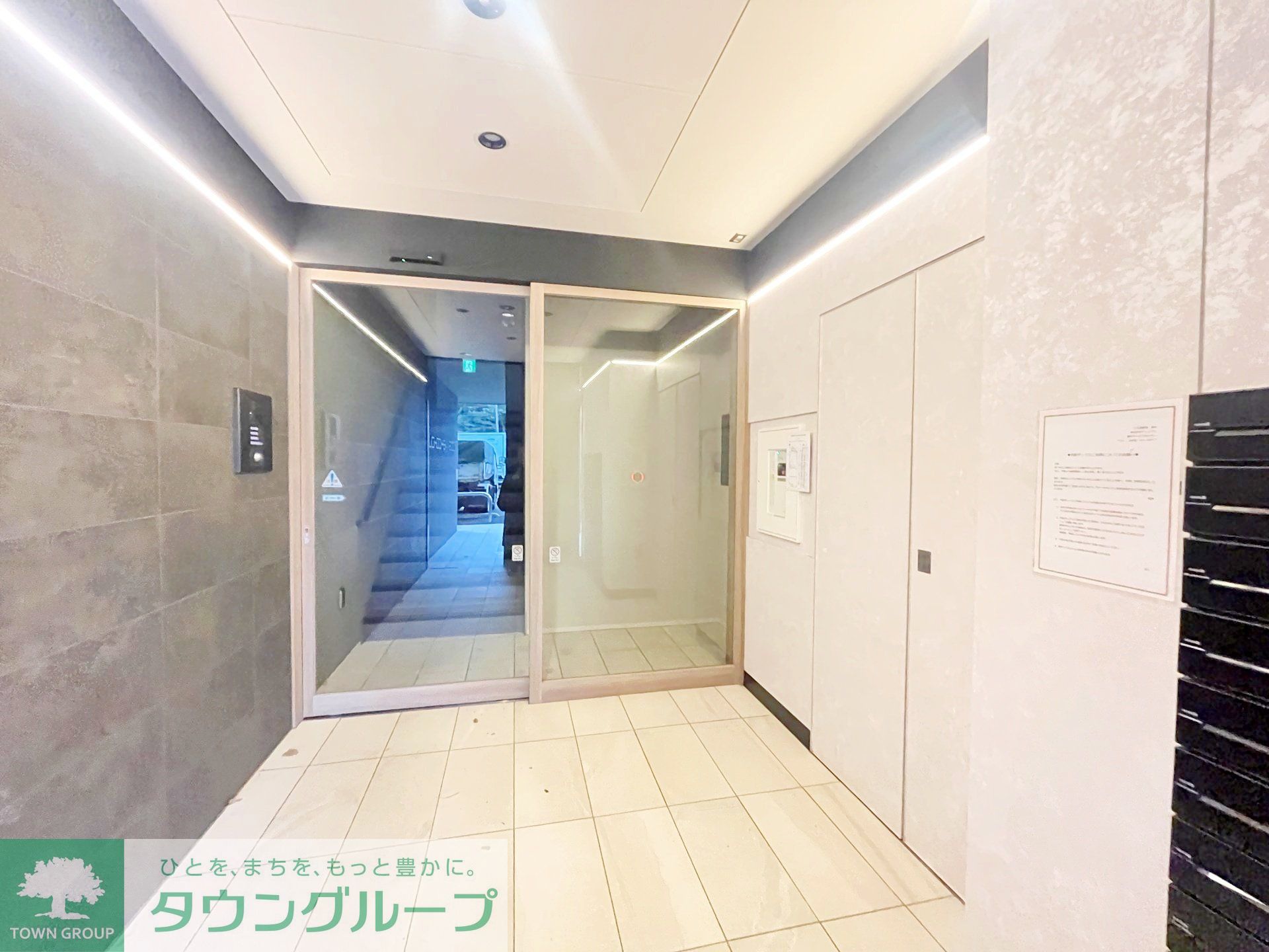 建物エントランス