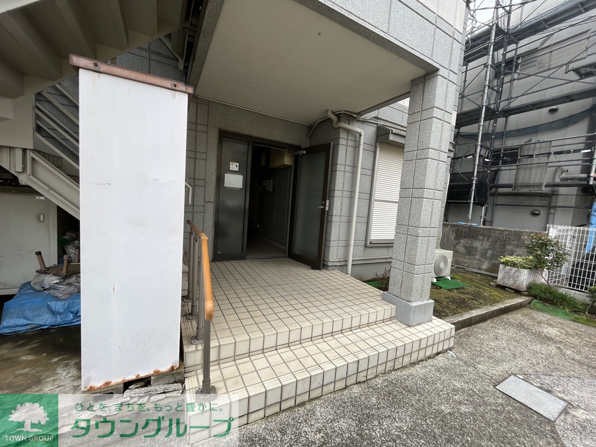 建物エントランス