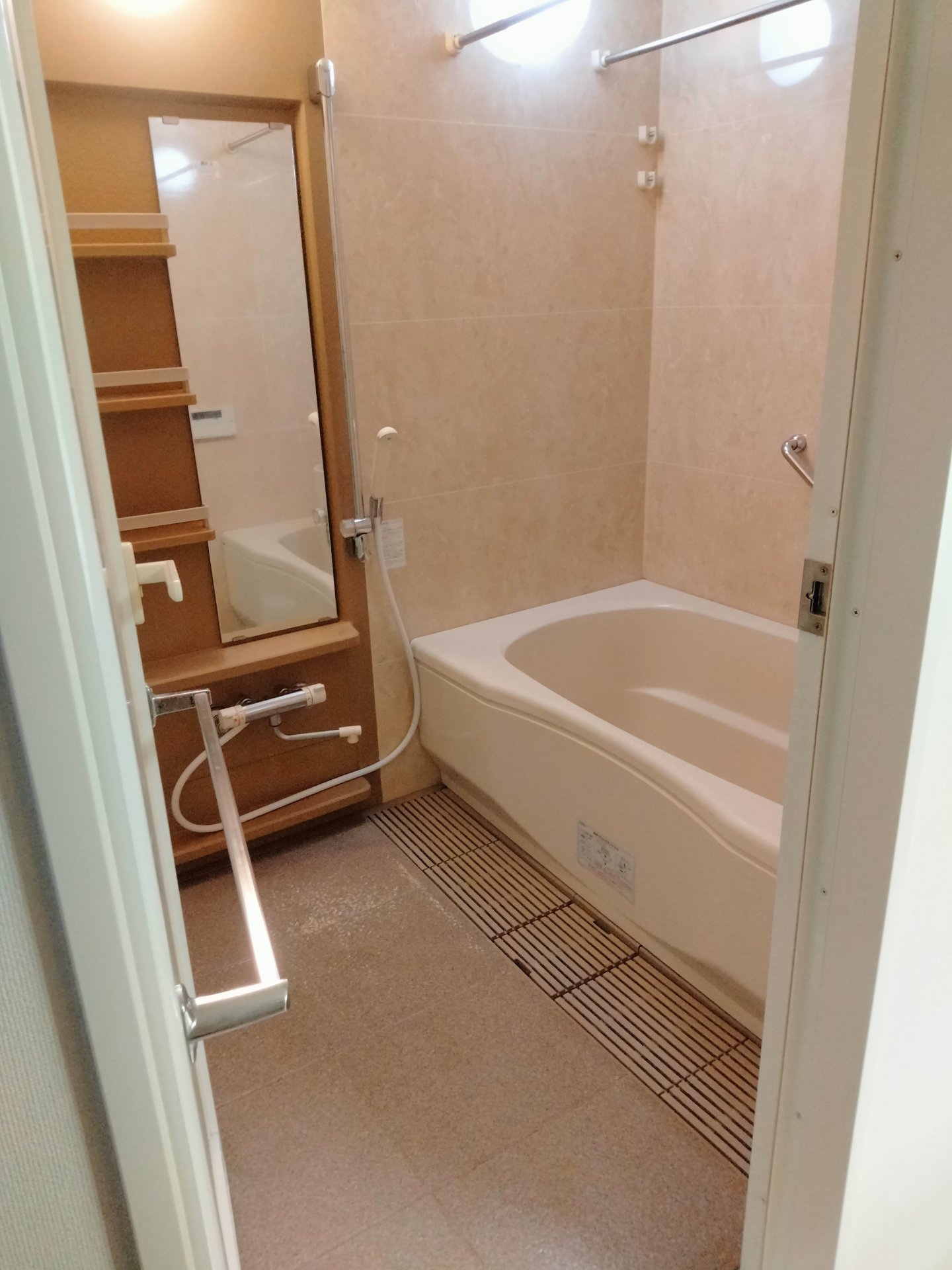 シャワールーム