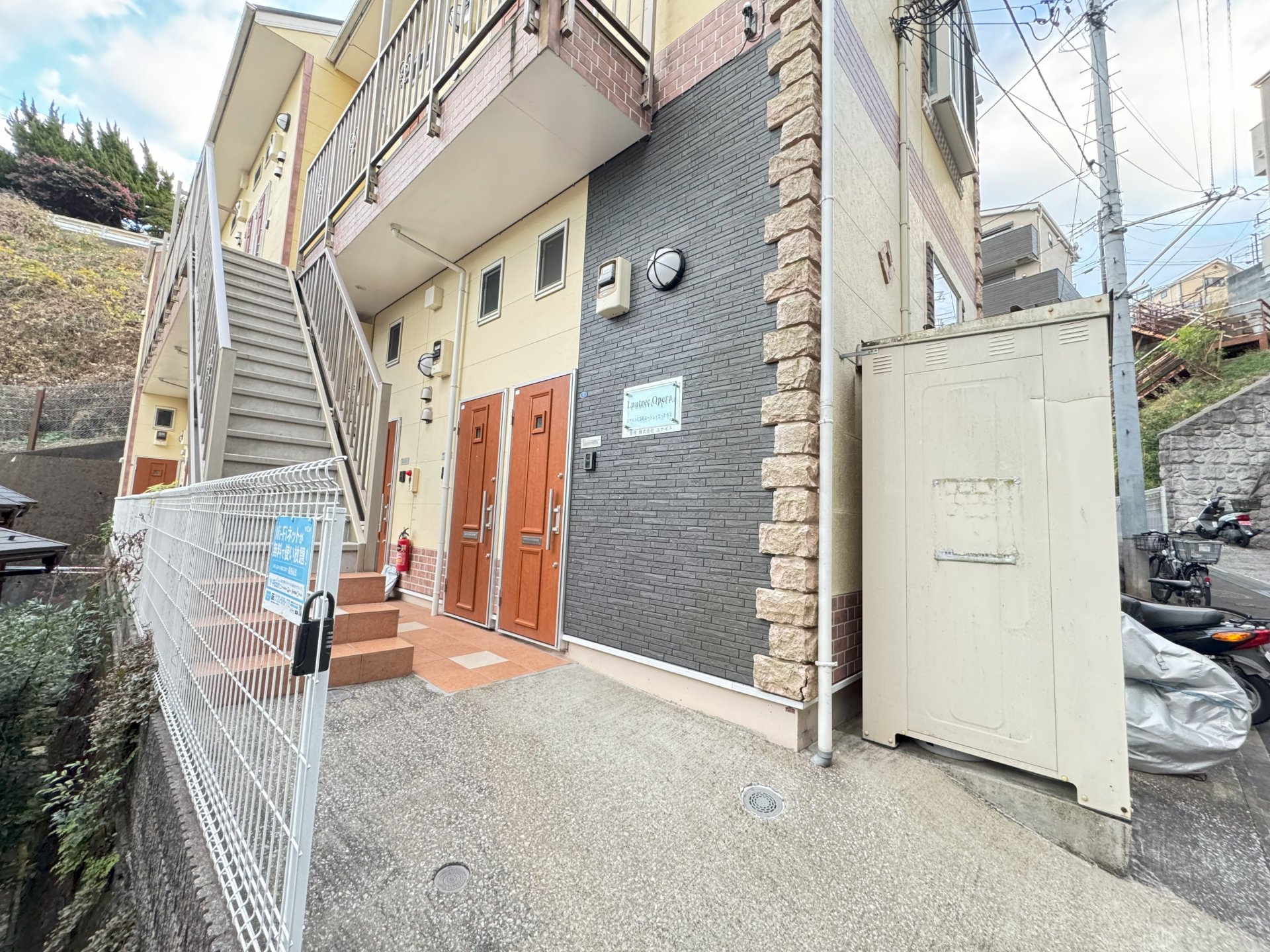 建物エントランス